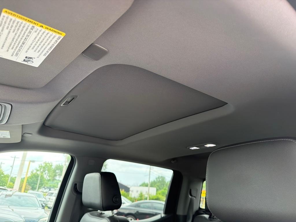 GMC Sierra 1500 SLT Crew Cab Long Box 4WD 2019