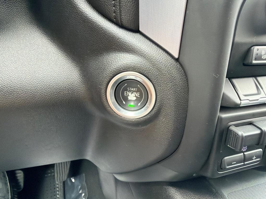 GMC Sierra 1500 SLT Crew Cab Long Box 4WD 2019