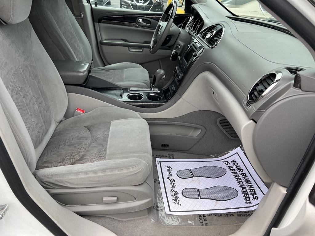Buick Enclave Convenience FWD 2015