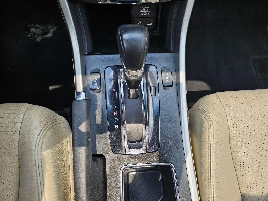 Honda Accord EX-L V6 Sedan AT 2015