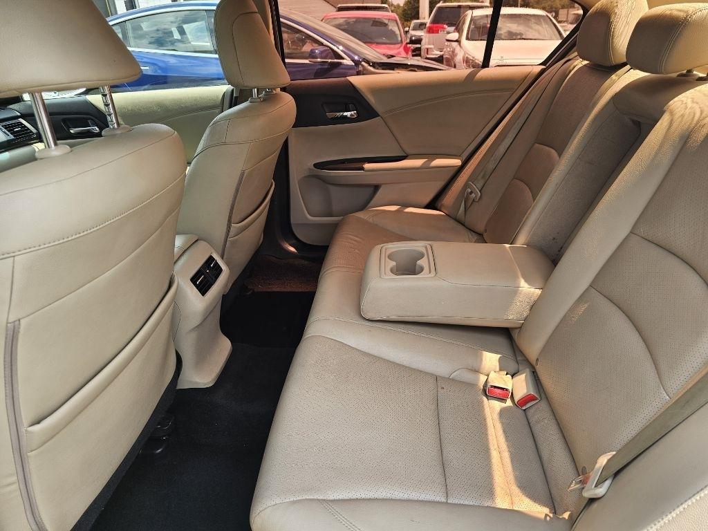 Honda Accord EX-L V6 Sedan AT 2015