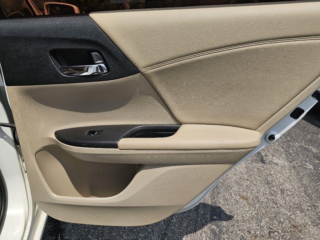 Honda Accord EX-L V6 Sedan AT 2015