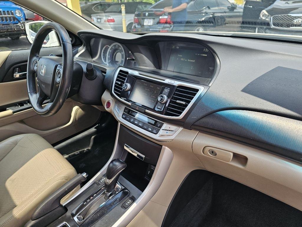 Honda Accord EX-L V6 Sedan AT 2015