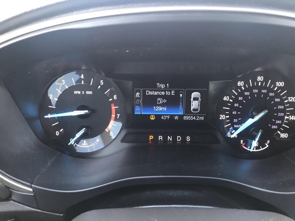 Ford Fusion SE 2016