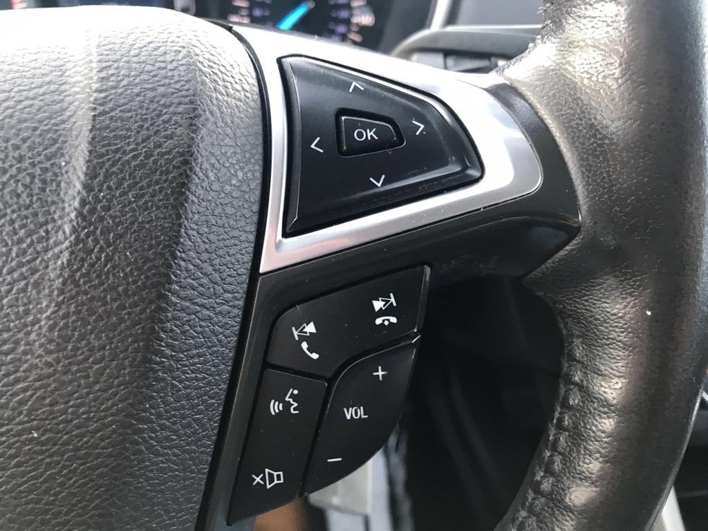 Ford Fusion SE 2016