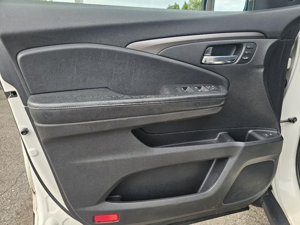 Honda Pilot EX-L w/Navigation and RES 2019