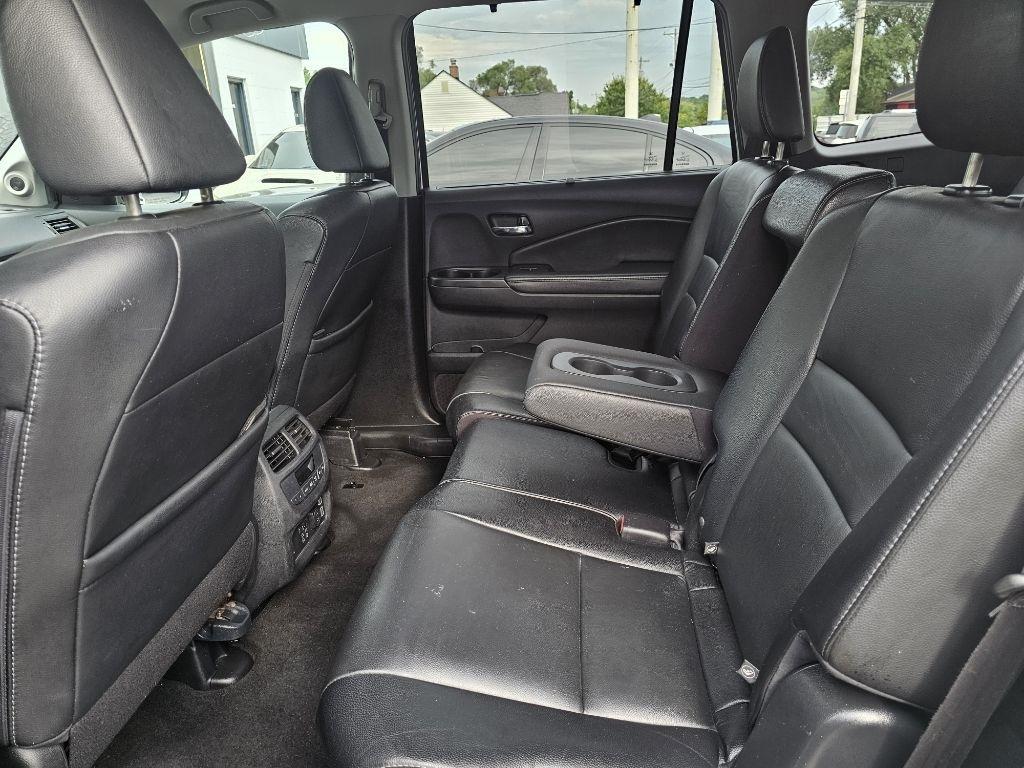 Honda Pilot EX-L w/Navigation and RES 2019