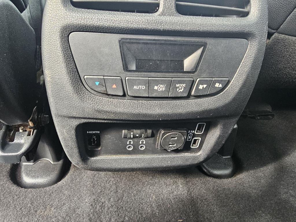 Honda Pilot EX-L w/Navigation and RES 2019