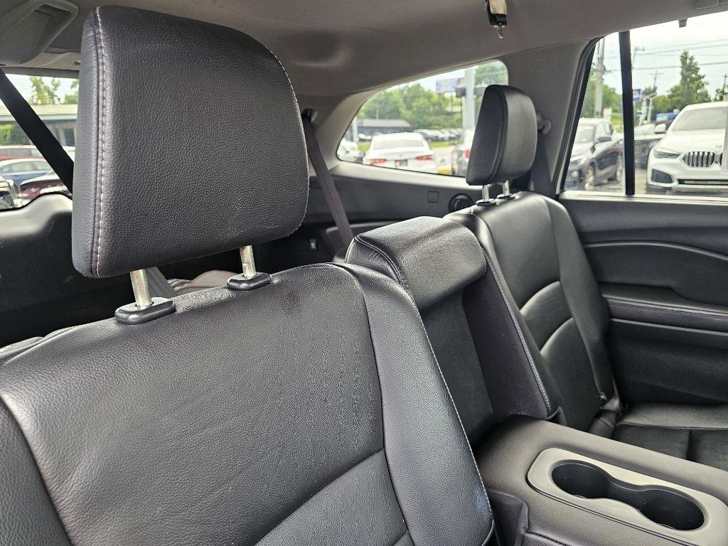 Honda Pilot EX-L w/Navigation and RES 2019