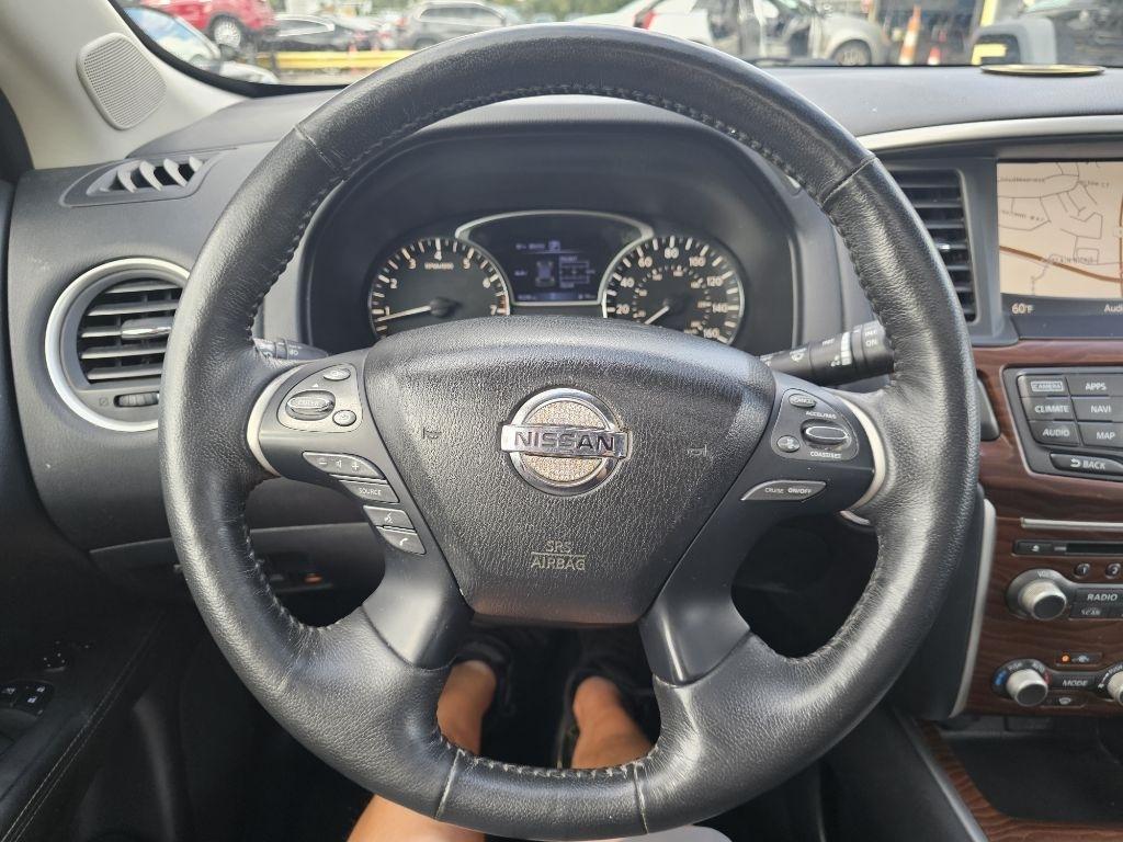 Nissan Pathfinder Platinum 4WD 2019