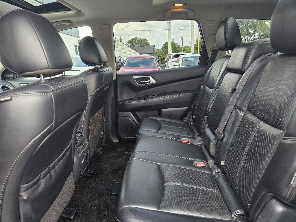 Nissan Pathfinder Platinum 4WD 2019