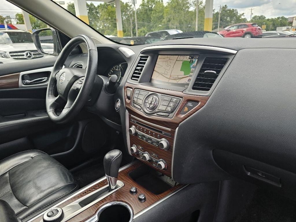 Nissan Pathfinder Platinum 4WD 2019