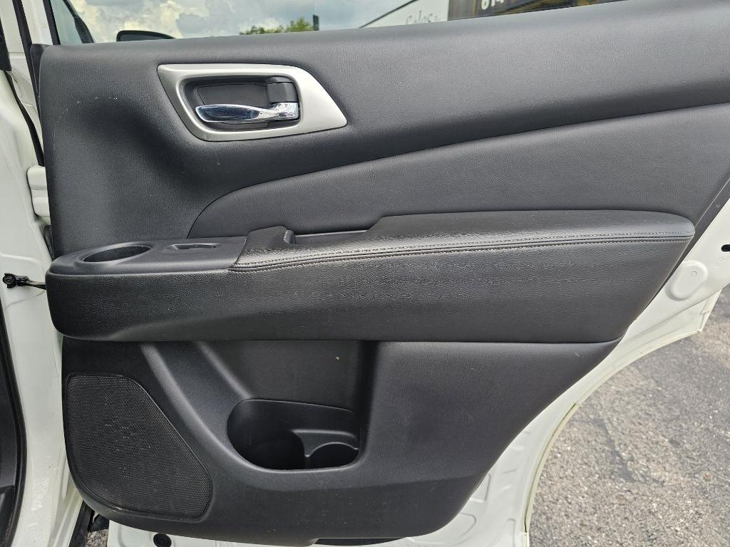 Nissan Pathfinder Platinum 4WD 2019