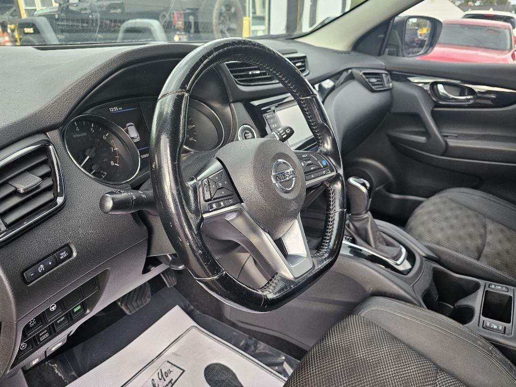 Nissan Rogue Sport SV AWD 2022