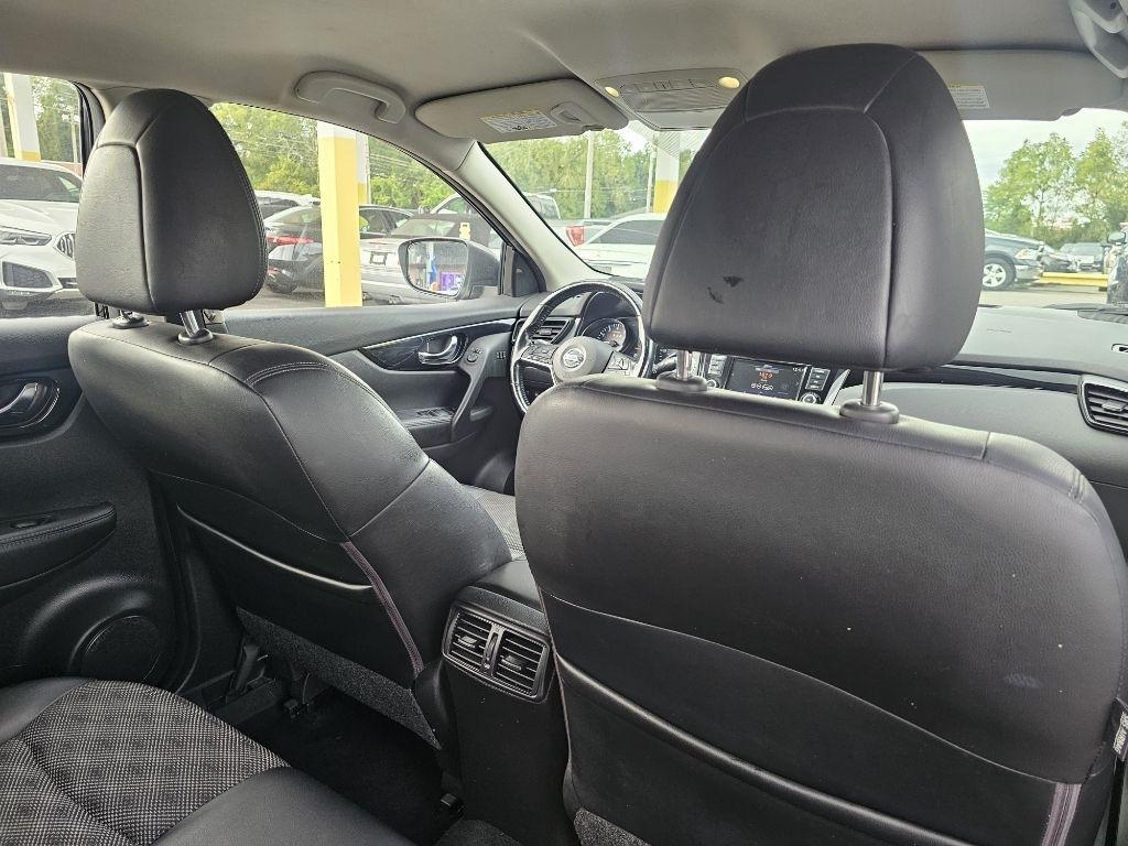 Nissan Rogue Sport SV AWD 2022