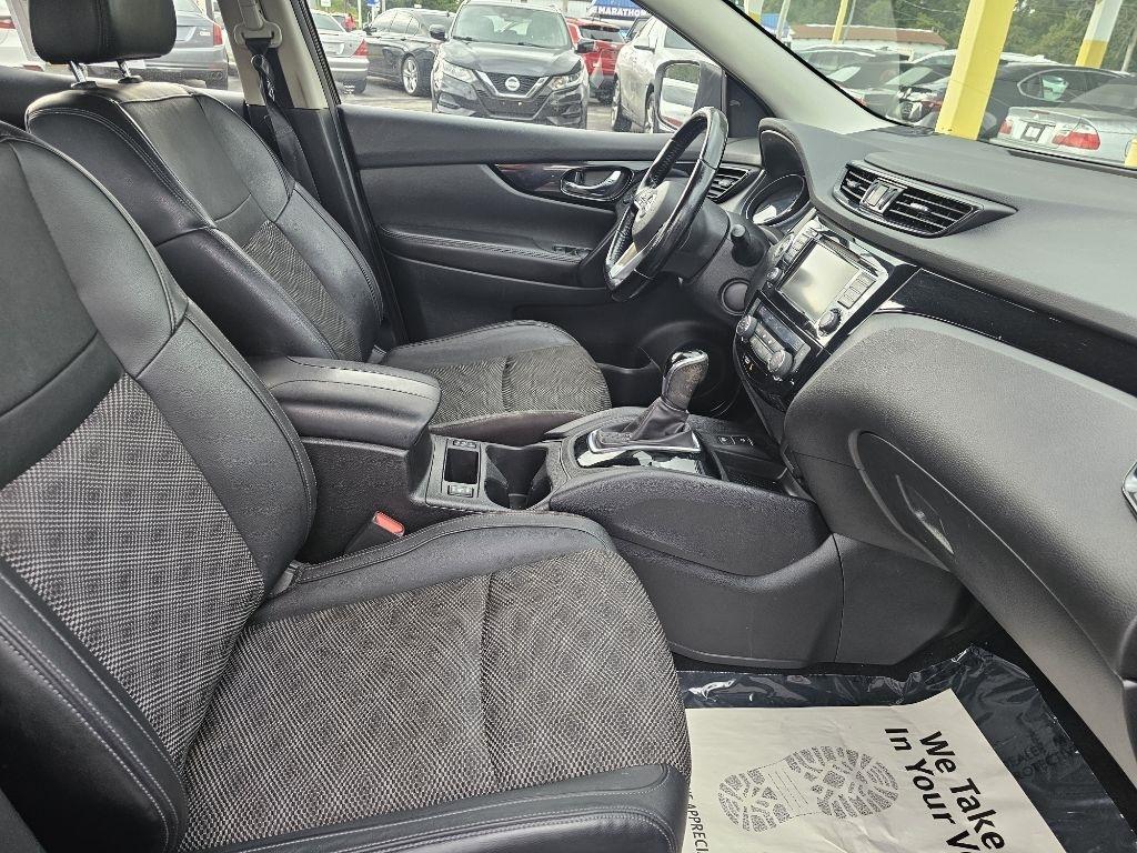 Nissan Rogue Sport SV AWD 2022