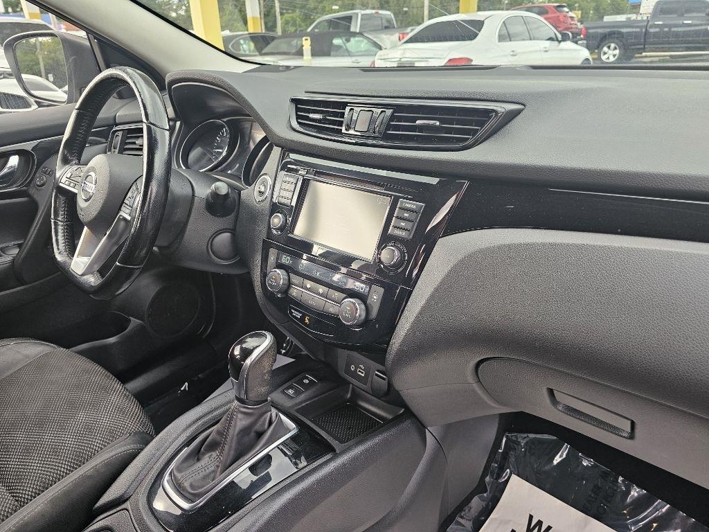 Nissan Rogue Sport SV AWD 2022