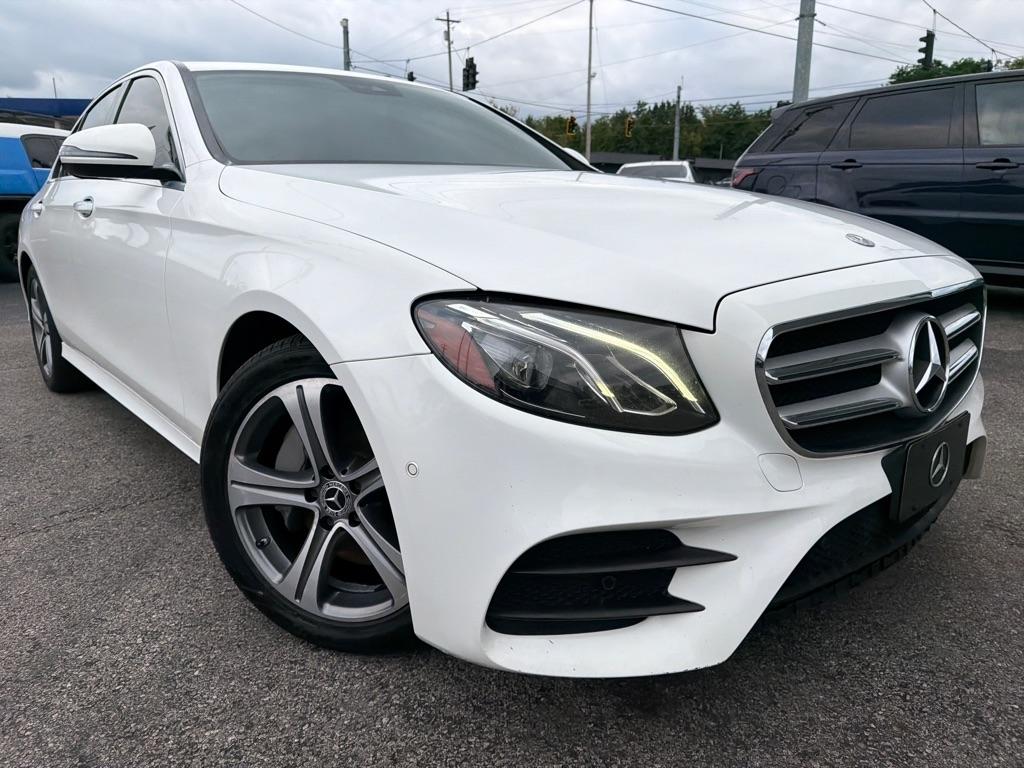 Mercedes-Benz E-Class E300 Luxury 4MATIC Sedan 2017