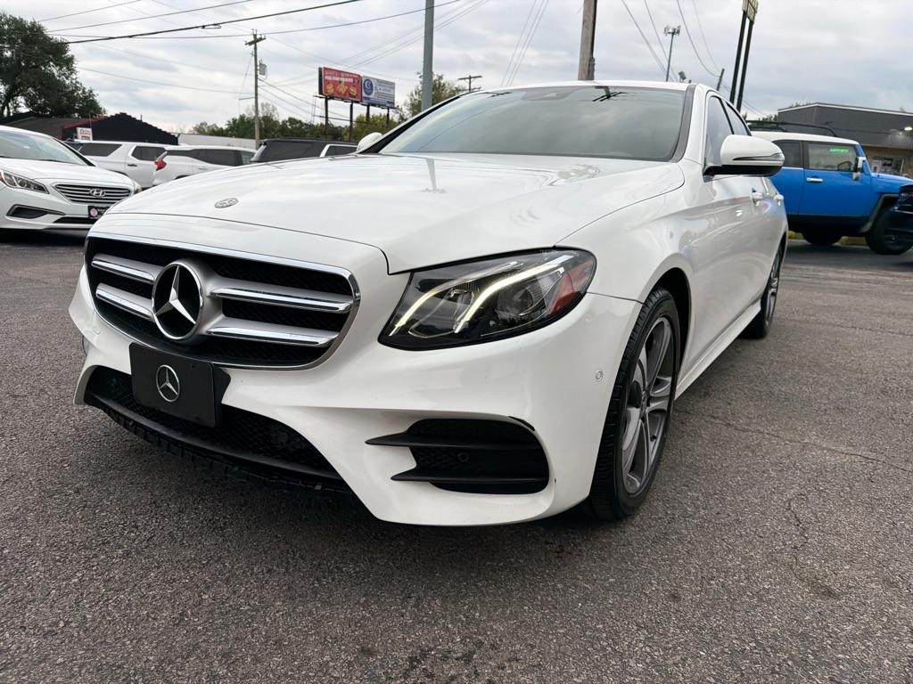 Mercedes-Benz E-Class E300 Luxury 4MATIC Sedan 2017