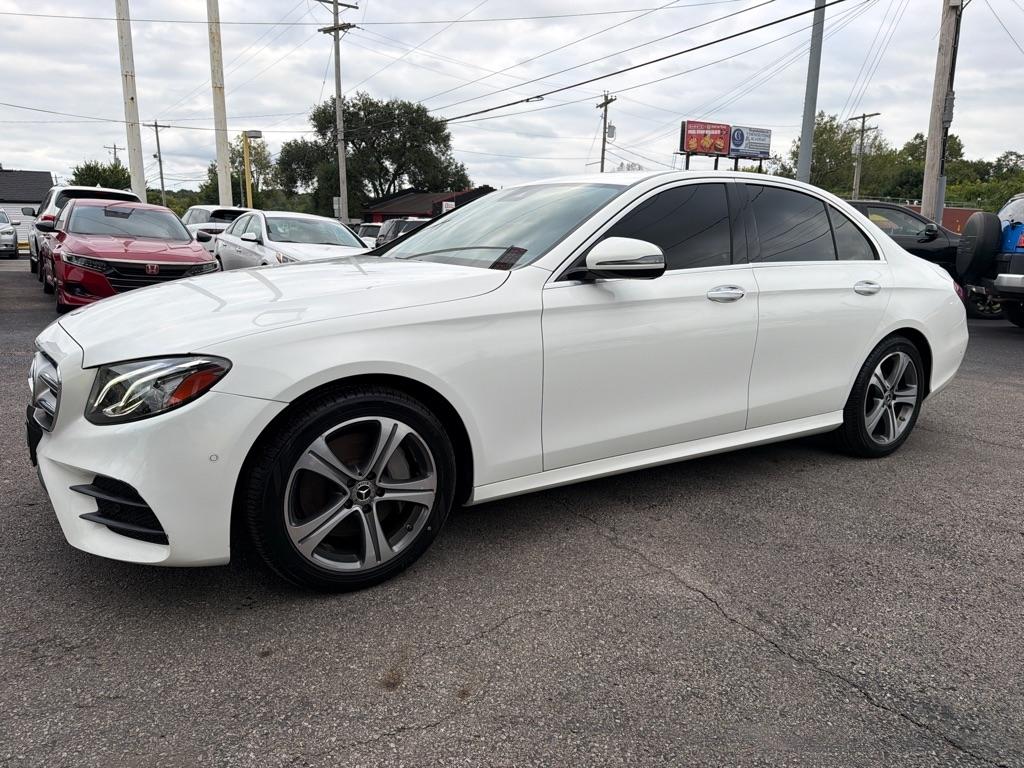Mercedes-Benz E-Class E300 Luxury 4MATIC Sedan 2017