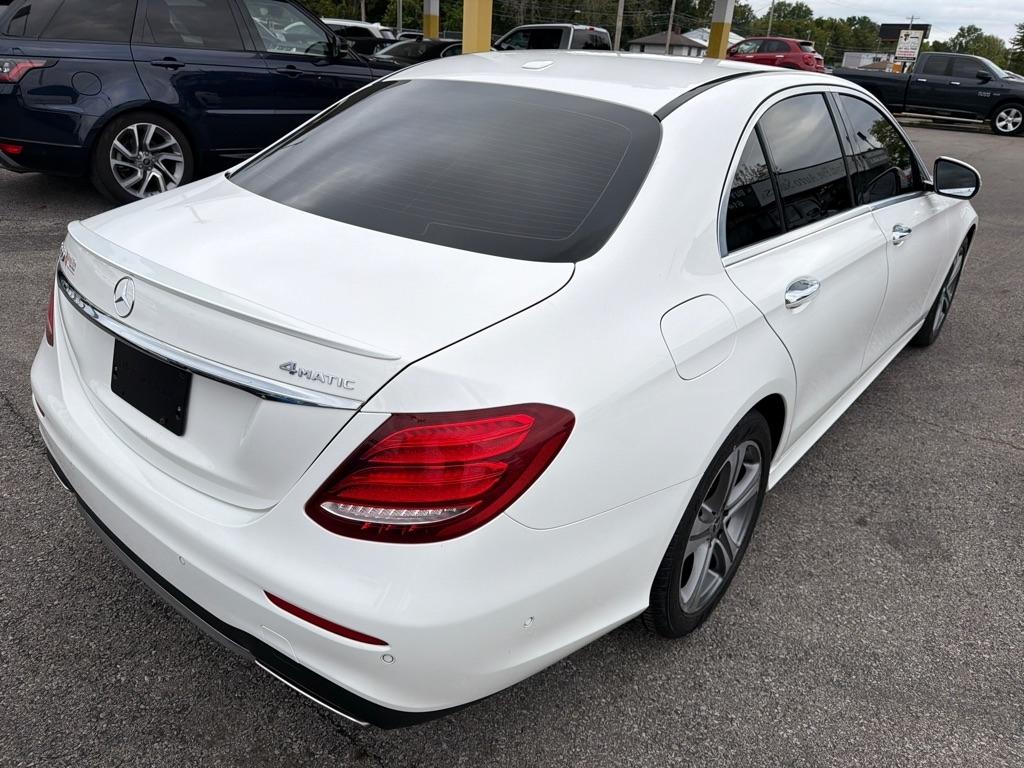Mercedes-Benz E-Class E300 Luxury 4MATIC Sedan 2017