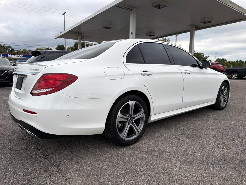 Mercedes-Benz E-Class E300 Luxury 4MATIC Sedan 2017