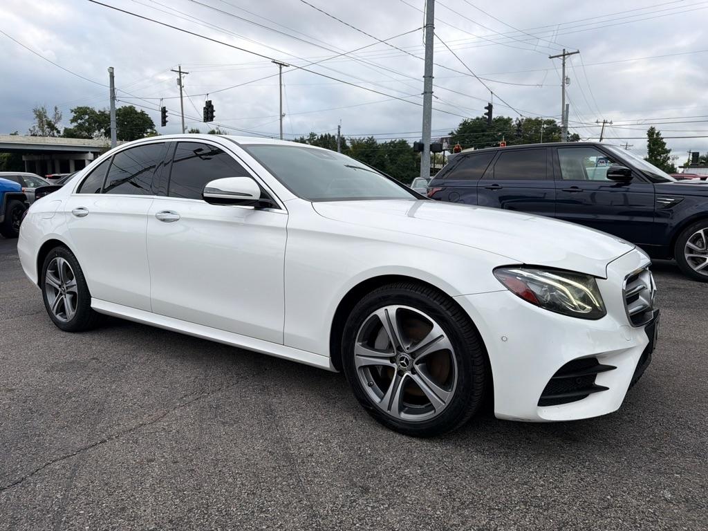 Mercedes-Benz E-Class E300 Luxury 4MATIC Sedan 2017