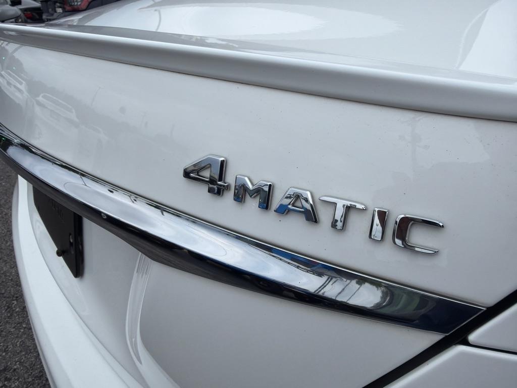 Mercedes-Benz E-Class E300 Luxury 4MATIC Sedan 2017