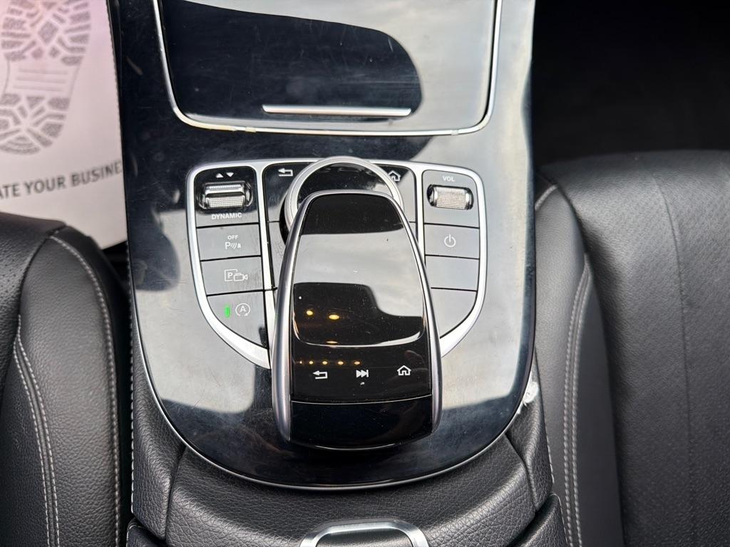 Mercedes-Benz E-Class E300 Luxury 4MATIC Sedan 2017
