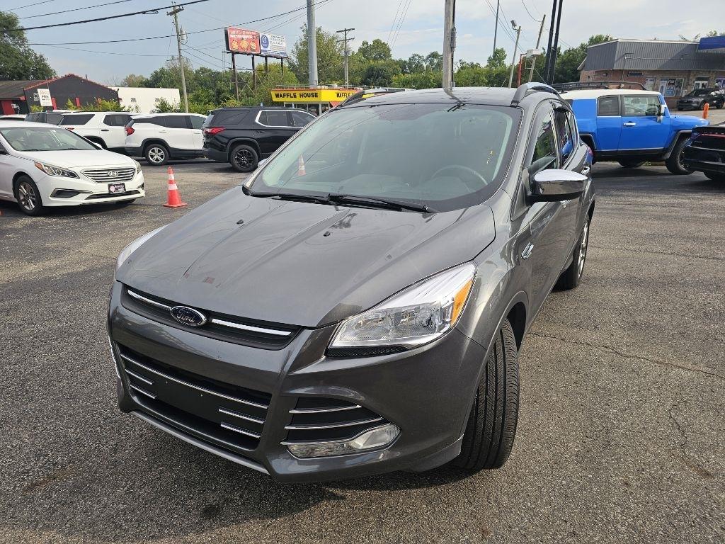 Ford Escape photo 3