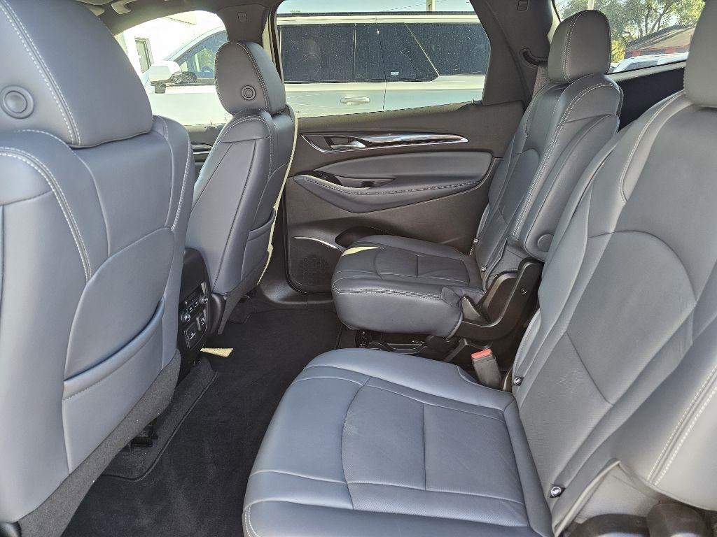 Buick Enclave Premium AWD 2022