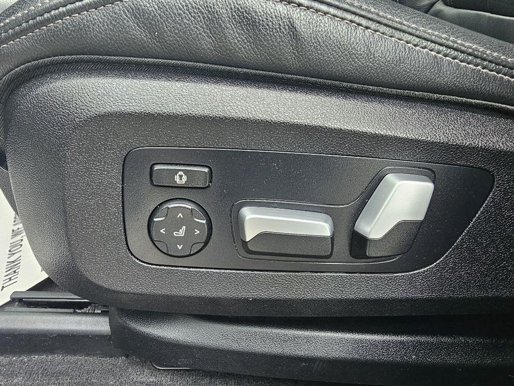 BMW X6 xDrive40i 2021