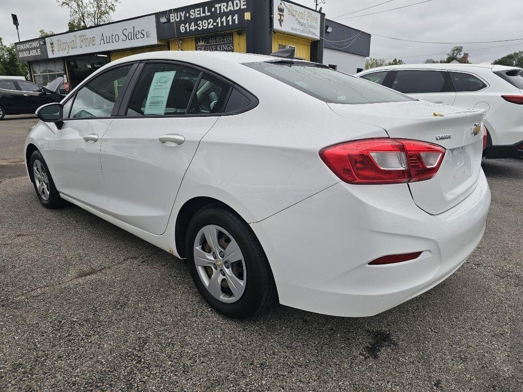 Chevrolet Cruze LS Auto 2017