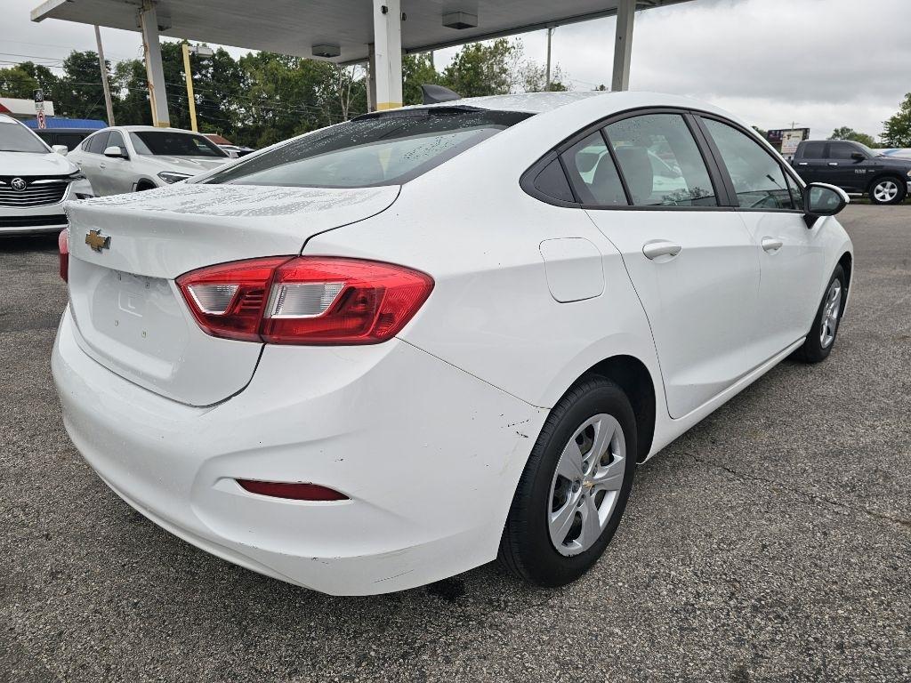 Chevrolet Cruze LS Auto 2017