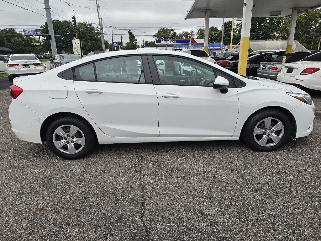 Chevrolet Cruze LS Auto 2017