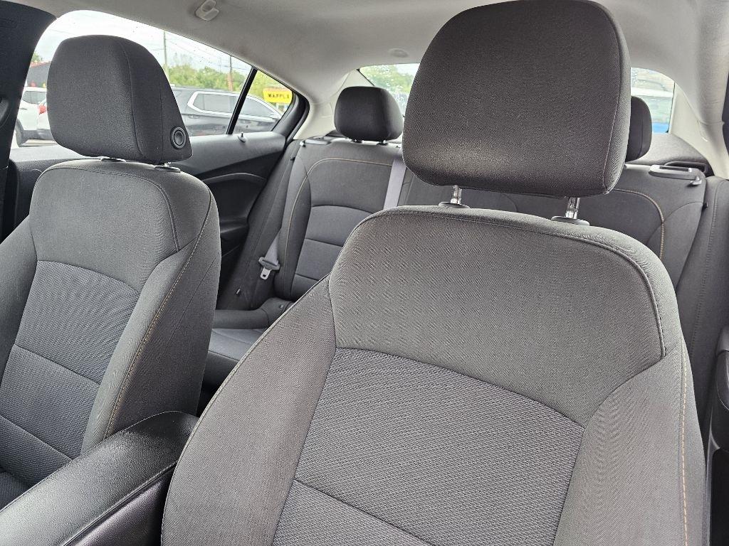 Chevrolet Cruze LS Auto 2017