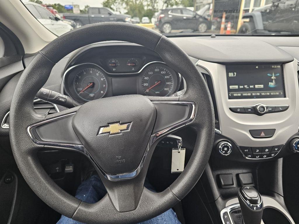 Chevrolet Cruze LS Auto 2017