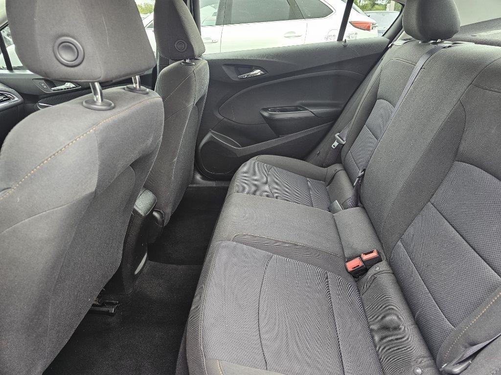 Chevrolet Cruze LS Auto 2017