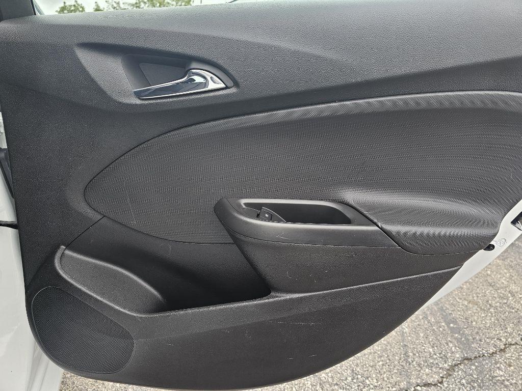 Chevrolet Cruze LS Auto 2017