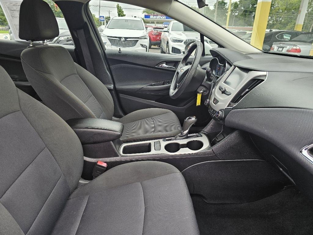 Chevrolet Cruze LS Auto 2017