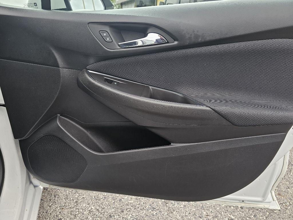 Chevrolet Cruze LS Auto 2017