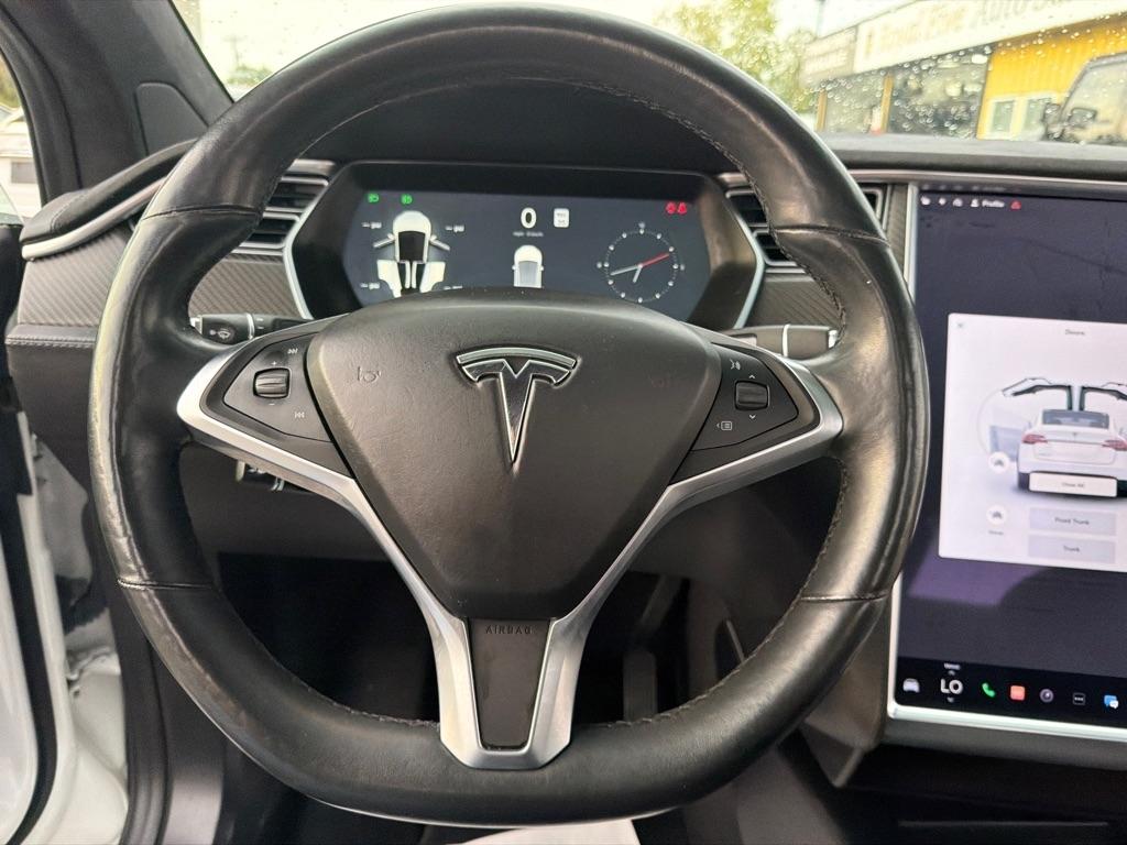Tesla Model X 90D 2017