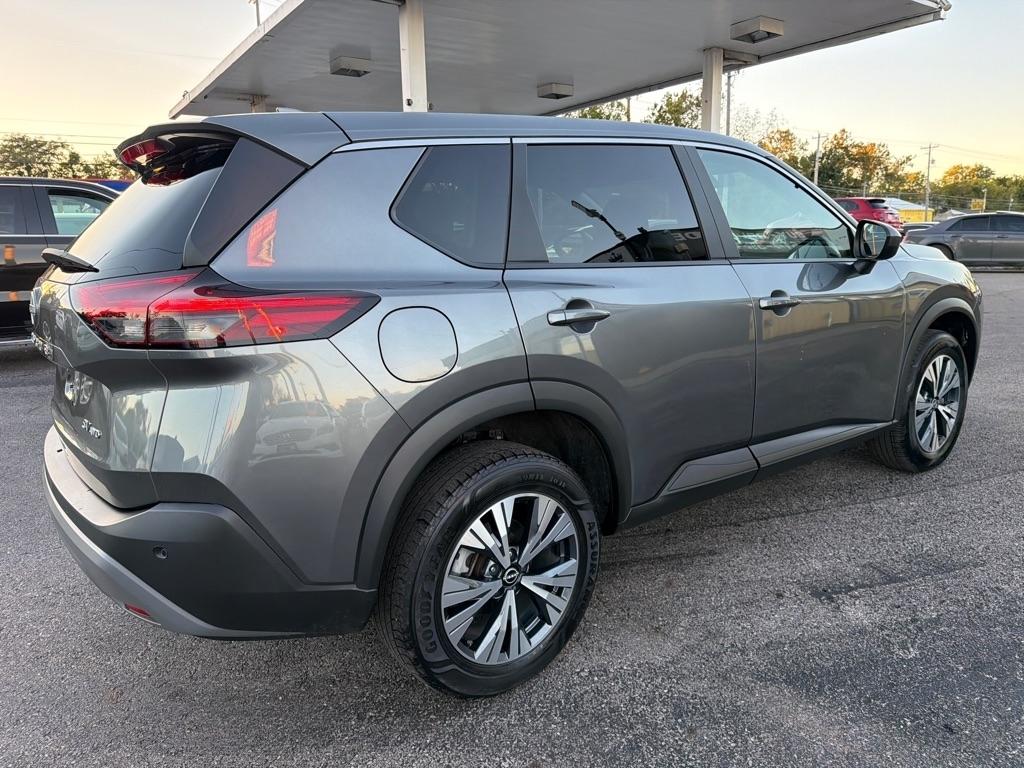 Nissan Rogue photo 17
