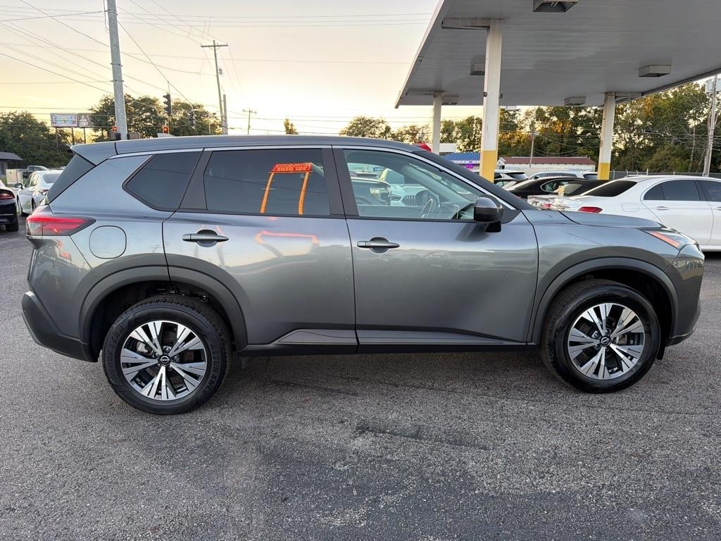 Nissan Rogue photo 19