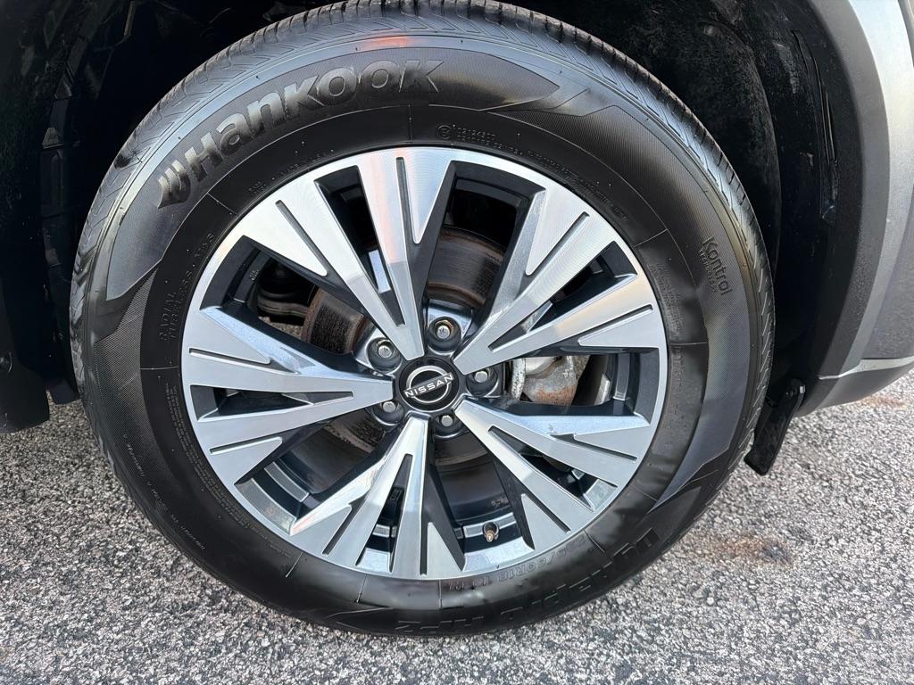 Nissan Rogue photo 22