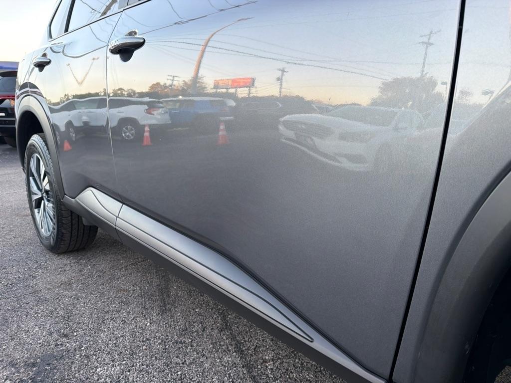 Nissan Rogue photo 23