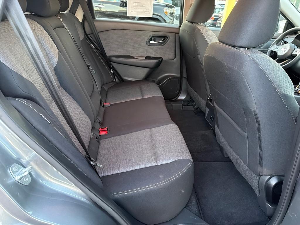Nissan Rogue photo 30