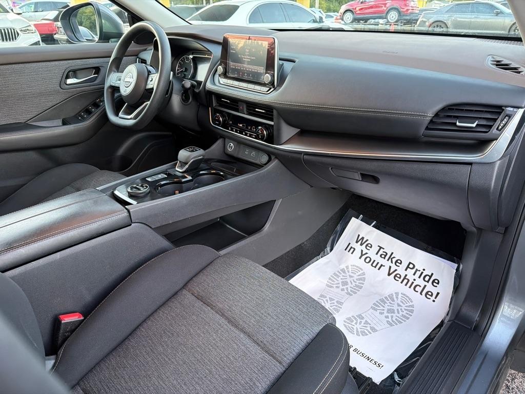 Nissan Rogue photo 34