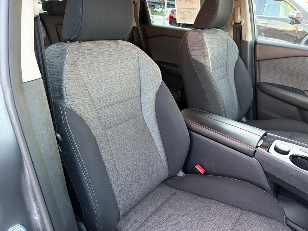 Nissan Rogue photo 35