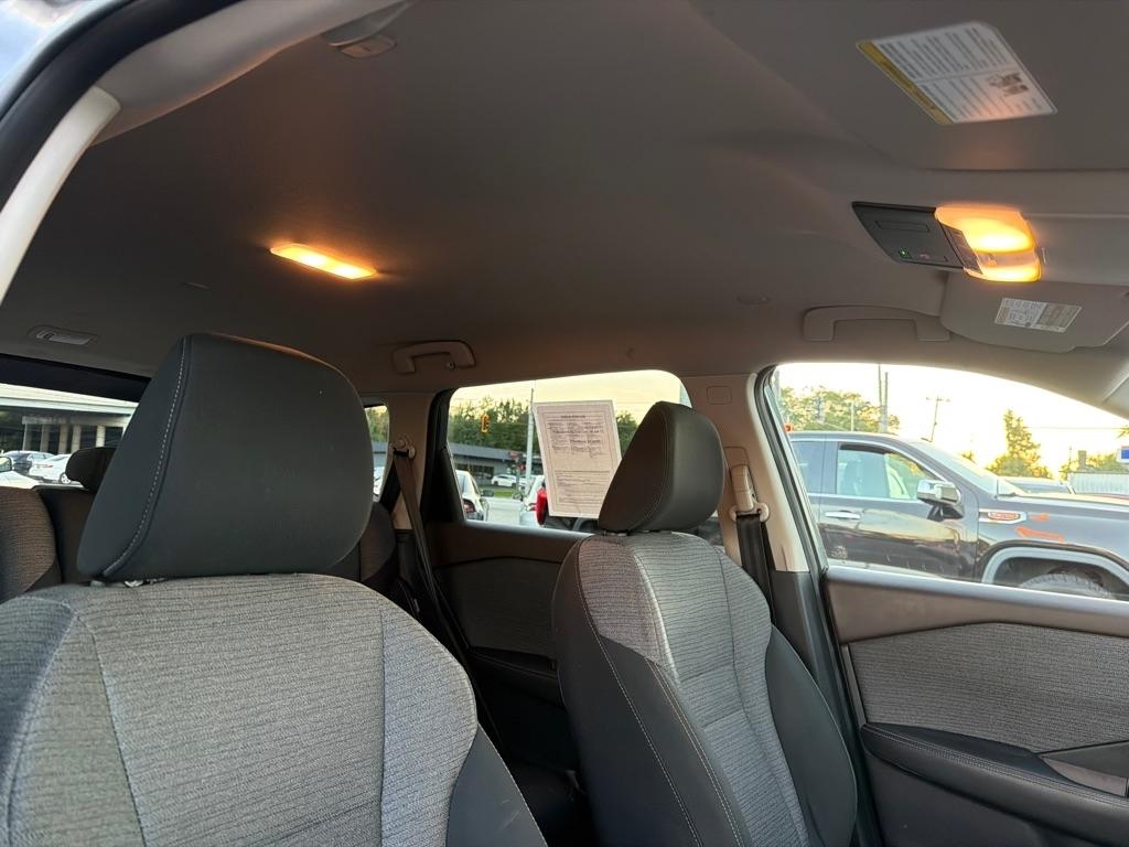 Nissan Rogue photo 36
